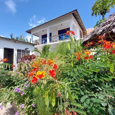 Bed and Breakfast Karibu House Paje Exterior foto